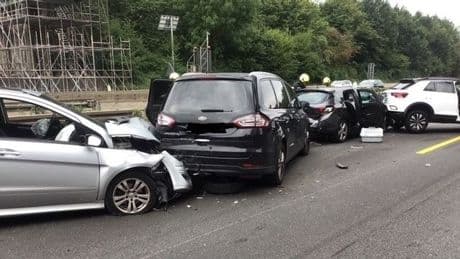 A2 in Gelsenkirchen: 16 Menschen werden bei Unfall auf Autobahn verletzt