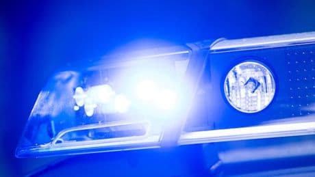 Österreicher erschießt auf Straße Mann und verletzt Frau