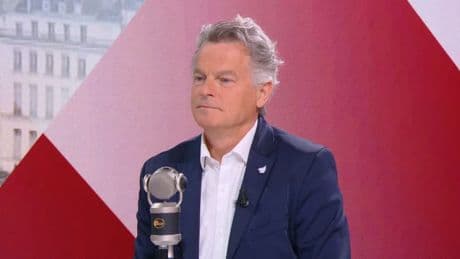 "Une secte sous l'emprise d'un couple": Fabien Roussel tacle le fonctionnement interne de LFI