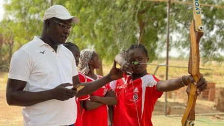 Après Paris 2024, l’archer tchadien Israël Madaye veut encadrer la relève