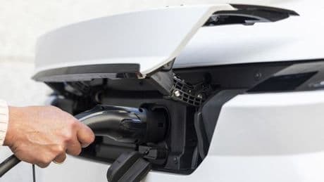 Calor o velocidad ¿Qué afecta más a un coche eléctrico durante un viaje?