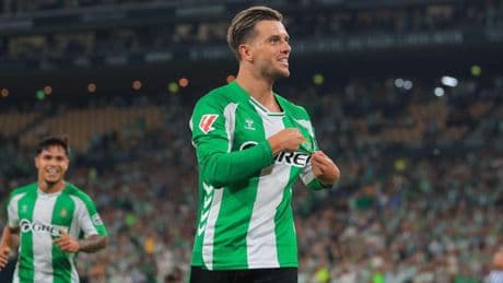 Corto y merecido triunfo del Betis ante el Alavés en su estreno en La Cartuja