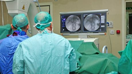 Dalla sala operatoria al pronto soccorso:  l’Ai entra al Policlinico di Milano