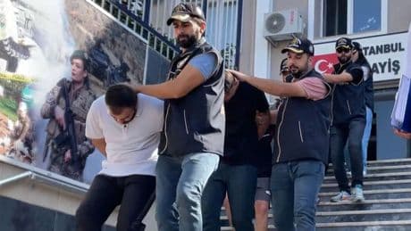Adres İstanbul: Molotof kokteyli attıkları iş yerini kurşuna dizen 5 kişi tutuklandı