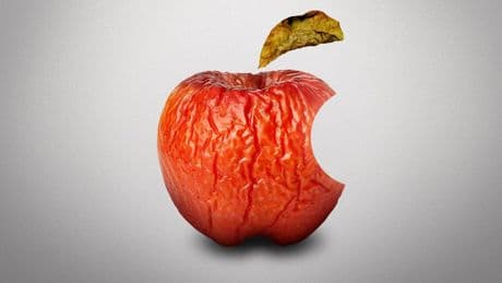Apple falls further behind in the AI race
