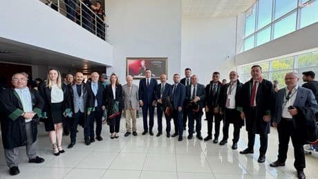 TBB, savunma hakkı için avukatı tutuklanan İmamoğlu'nun karar duruşmasına katıldı