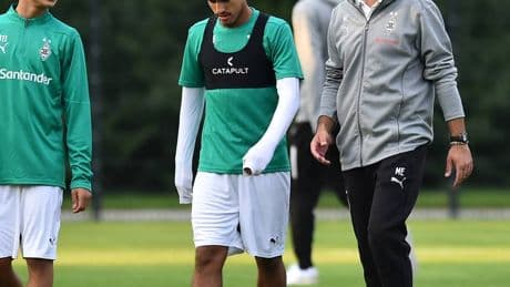 „Wenn wir einmal ins Rollen kommen ...“: Borussias U17-Trainer Enache über das große Spiel gegen Bayern und den Lauf seiner Mannschaft