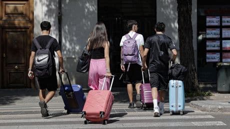 El gobierno valenciano aspira a dar de baja 20.000 viviendas turísticas antes del verano