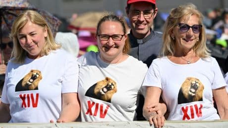 Papst-Fans