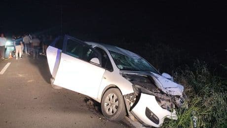 Otomobil ile motosiklet çarpıştı: 2 ölü