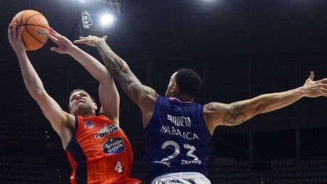 83-72 | La intensidad del Leyma marca territorio en el derbi ante el Obradoiro