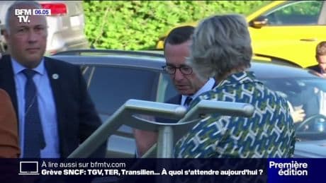 "Assimilation", "exemplarité"... Bruno Retailleau durcit les règles de la naturalisation dans une circulaire