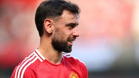 Bruno Fernandes turned down Saudi riches - but Man Utd skipper still did club wrong