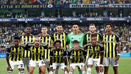 Fenerbahçe evinde Benfica'yı ağırlıyor! Kanarya Şampiyonlar Ligi'nde avantaj peşinde...