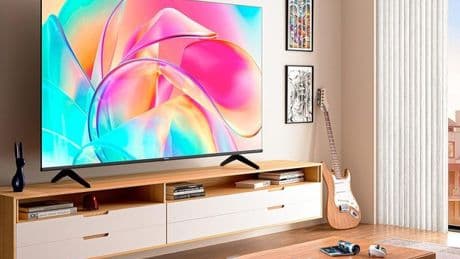 Hisense QLED Smart TV with £100 off is shopper's 'best buy' as they urge others to snap it up