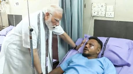 &quot;Cuando me levanté, había cadáveres a mi alrededor&quot;: habla el superviviente del accidente aéreo en la India