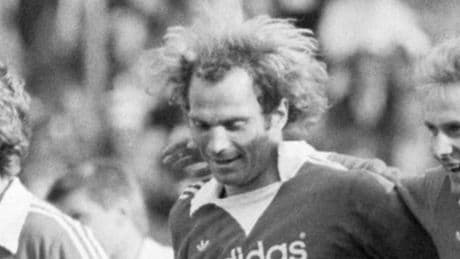 Bayern-Legenden im Video - Die besten Tore von Uli HOENESS