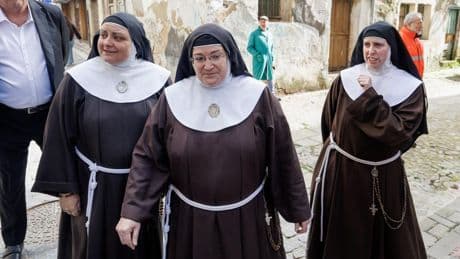 La batalla entre el arzobispo de Burgos y las exmonjas de Belorado llega a los juzgados