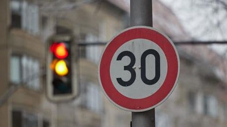 Lärmschutz: Verkehrssenatorin: Einheitliches Konzept mit Tempo-30-Zonen