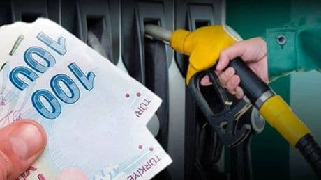 Araç sahiplerine yılın müjdesi! Motorine 3,80 TL, benzine 2 TL dev indirim geliyor! Depoyu fullemek için tarih verildi