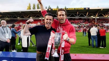Ryan Reynolds and Rob McElhenney praised after Wrexham sign Nathan Broadhead