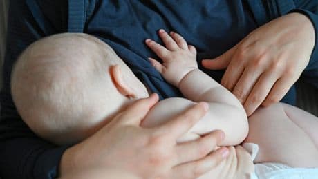 Studie: Geburtenrate sinkt, doch Kinderwunsch bleibt stabil