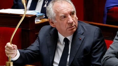 Référendum sur le budget: l’idée de Bayrou fraîchement accueillie