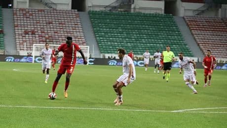 Amed Sportif Faaliyetler, Sivasspor'u farklı geçti