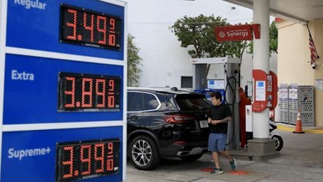 Exxon Mobil warns lower oil, gas prices could cut profit by over $1B