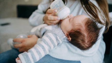 Mums ‘made to feel they’re letting their babies down’ by the NHS