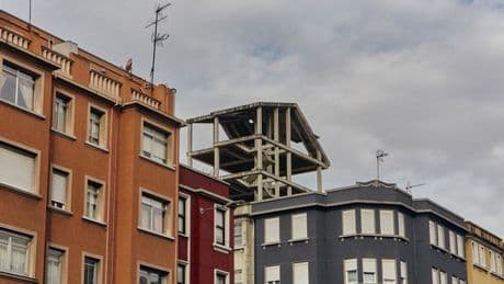 San Sebastián, A Coruña y Pamplona, nuevas zonas tensionadas