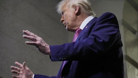 La otra cara del odio político en EEUU: de mandar pizzas para intimidar a jueces a publicar un código para "eliminar" a Trump