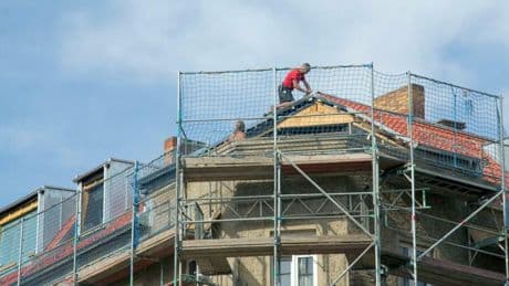 Immobilien : Erweiterung im Bestand hilft gegen Wohnungsmangel: Mehr als zwei Millionen neue Wohnungen sind möglich