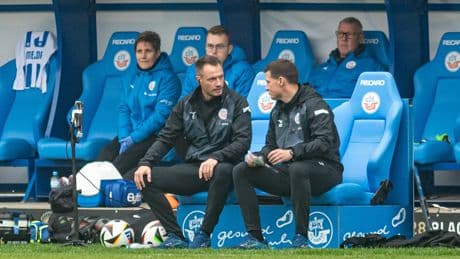 Co-Trainer, Physio, Team-Managerin weg - XL-Umbruch auf der Hansa-Bank