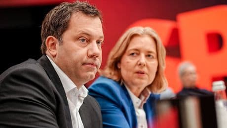Für Verbotsverfahren - SPD will Putin-Einfluss auf AfD aufdecken