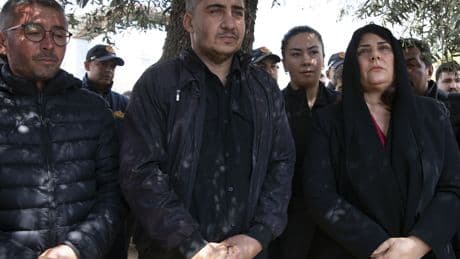 Ailesinin öldüğü yangında tutuklanan itfaiye eri, ölü bulundu!
