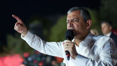 Özgür Özel, ifşa ettiği avukatın 'tutuklanmama nedeni'ni açıkladı