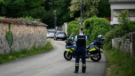"On n'a rien pu faire": le choc à Pommard après la mort de trois ouvriers écrasés sous un mur dans un chantier