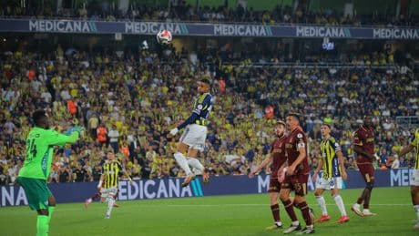 Tedesco’dan ilk sınavda zafer: Fenerbahçe, Trabzonspor’u 1-0 yendi