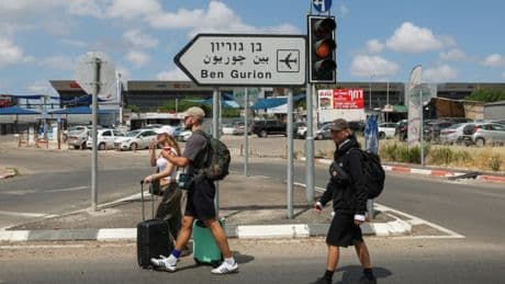 Après un tir du Yémen, un missile chute près de l’aéroport de Tel-Aviv