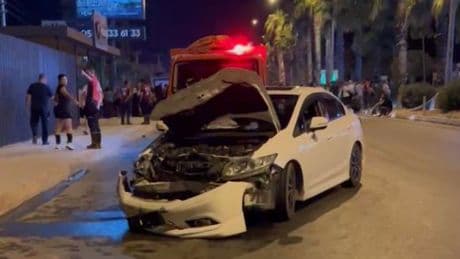 Otomobilin çarptığı motosiklet sürücüsü hayatını kaybetti