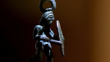 Menschliche Knochen in einem Brunnen verweisen auf blutige Rituale der Kelten