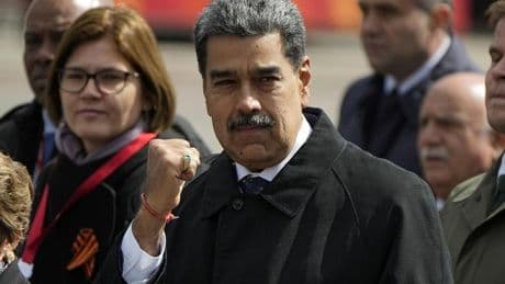 "Misiles y fusiles para la clase obrera". Maduro convoca a las milicias ante la cercanía de tres destructores norteamericanos al mar venezolano