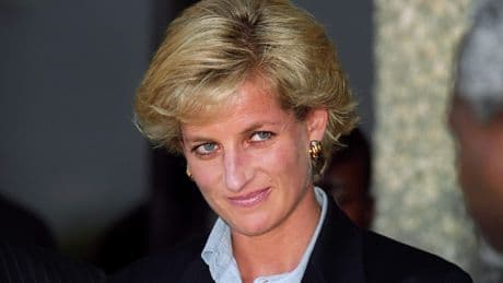 Een levende Diana zou volgens biograaf als vredestichter tussen zoons hebben opgetreden: ’Dan hadden William en Harry het anders opgelost’