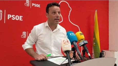 El PP exige la dimisión de un cargo del PSOE andaluz al que una empresaria denuncia por vejaciones de índole sexual