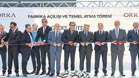 Lüks aracın üç katı fiyata ceket ihraç ediyoruz