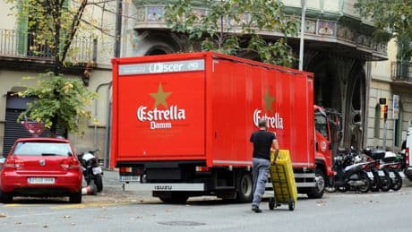 Damm gestiona con IA los datos de sus clientes hosteleros