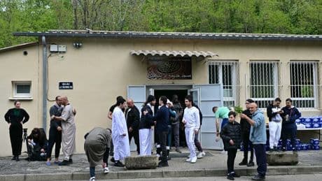 "Gentil", "quelqu'un de bien"... Qui était Aboubakar Cissé, la victime du meurtre dans une mosquée du Gard?