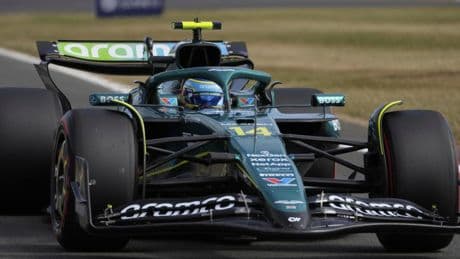 Primera valoración de Alonso de las mejoras tras probarlas en Silverstone: un punto positivo entre las incógnitas