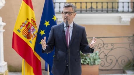 El Gobierno duplica el presupuesto de las becas para opositar a juez y fiscal hasta los 15,6 millones de euros